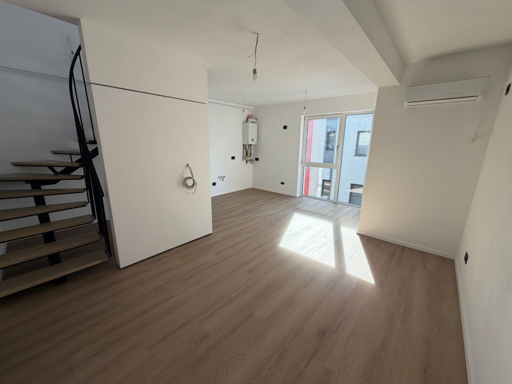 Apartament 4 camere | in Giroc | Asfalt | Mijloc de transpor