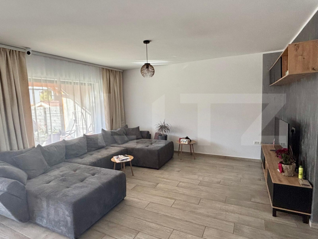 Casă tip duplex de închiriat, cartier Izvor – 3 dormitoa