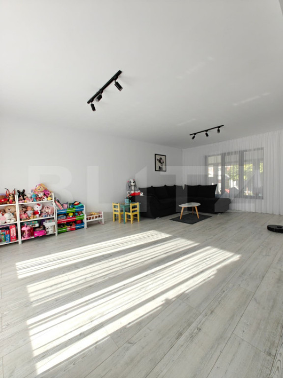 Casa P+1 de vânzare, 140 mp, zona Trivale