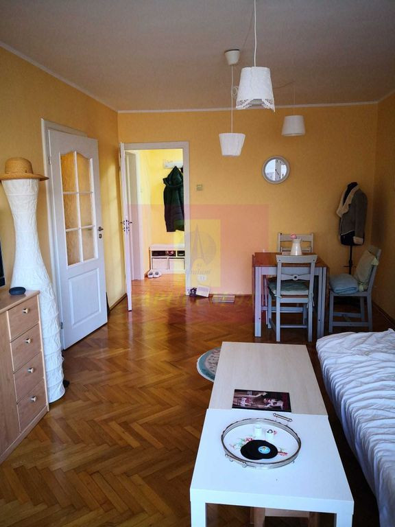 De vanzare apartament 2 camere, decomandat, Metrou Tineretului 15 min