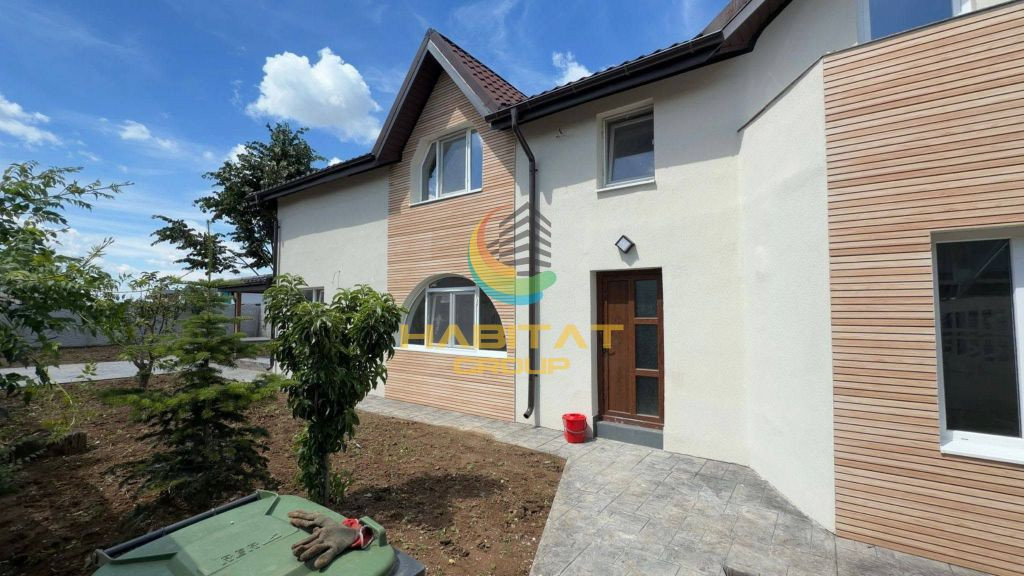 Vila p+mansarda / 6 camere / teren 550 mp / Berceni - Vidra