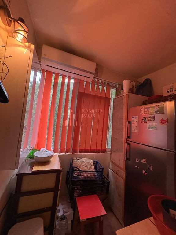 Garsoniera Berceni/str Turnu Magurele, balcon, curat, bloc reabilitat