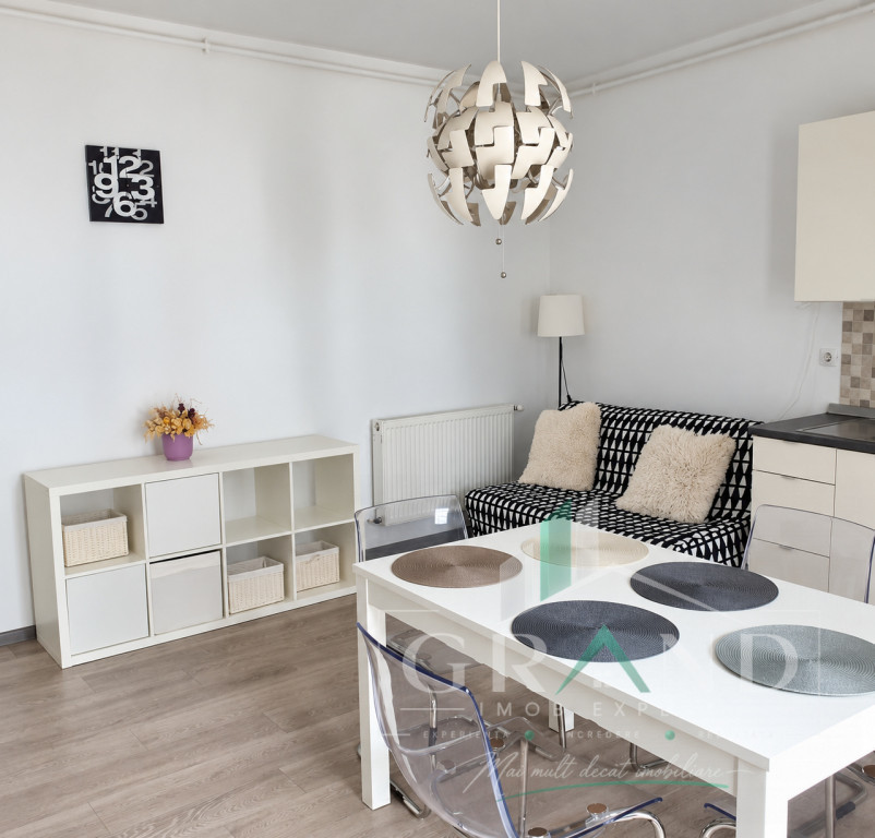 Ap 2 camere | Balcon | Semicentral-Traian