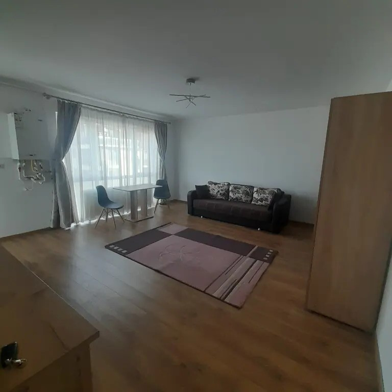 Inchiriez garsoniera Lacul lui Binder cu loc de parcare