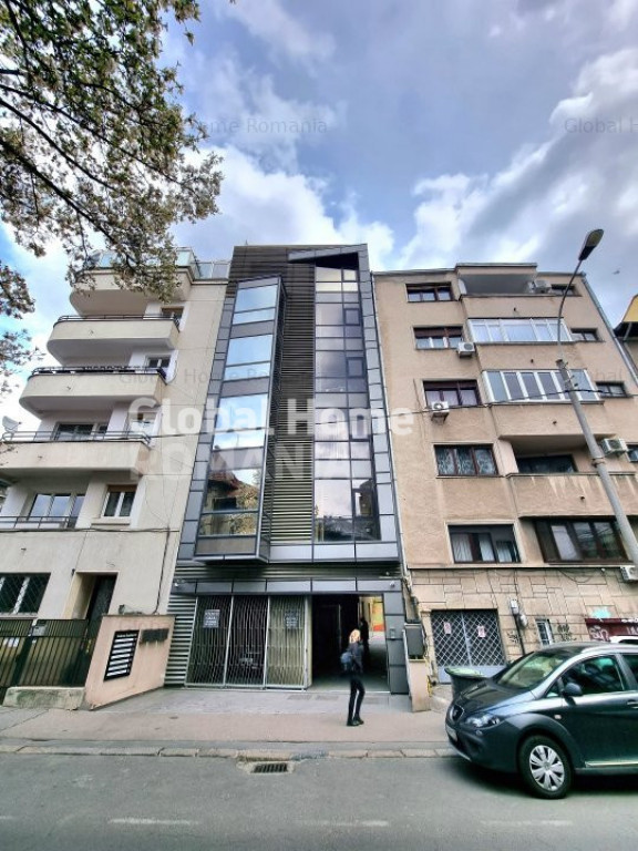 Căderea Bastiliei | 2 Etaje Complete de Birouri | Individua