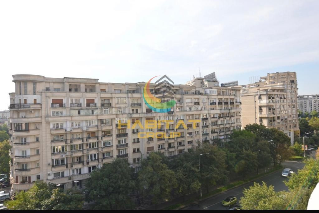 Garsoniera Bulevardul Decebal 40mp cu vedere la Bulevard, etaj 7
