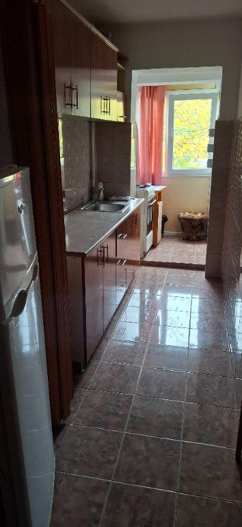 Vand Garsoniera et. 1/4 Gavana