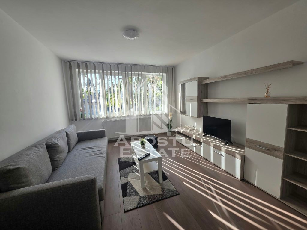 Apartament cu doua camere de închiriat zona Complex