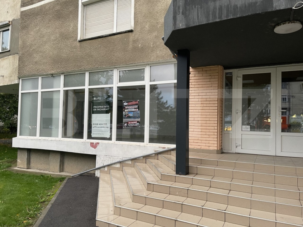 Spațiu comercial, 210 mp, zona Nufărul