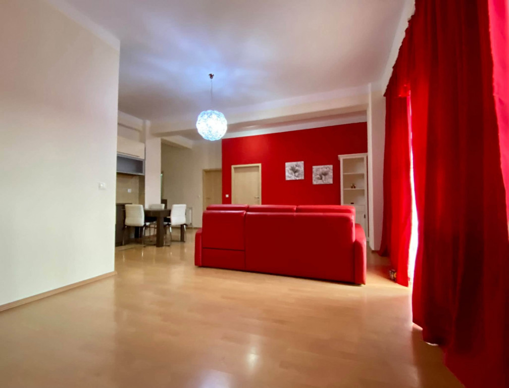 3 camere | Bloc nou | Centrala proprie | 90 mp | Lift | Etaj