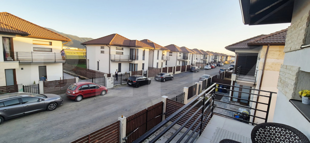 Casa 4 camere de inchiriat , 155 mp util , Ghimbav