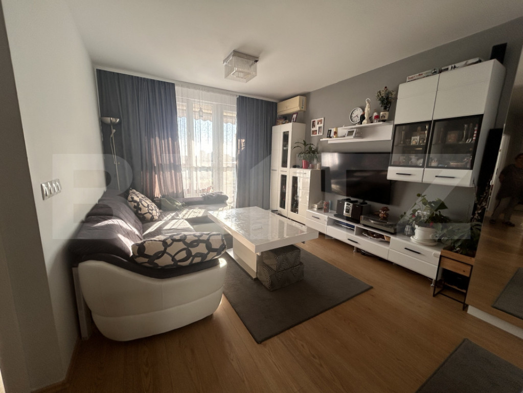 Apartament cu 3 camere, 70 mp, zona Aradului
