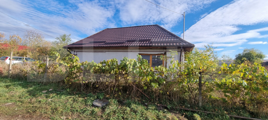 Casa 2 camere, 107 mp, zona Taureni