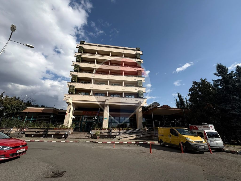Spatiu de birouri cu priveliste - Etaj 5 la Hotel Carpati Baia Mare