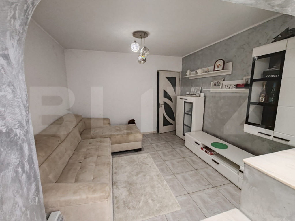 Apartament 2 camere, 40 mp, zona Centrală - Mioveni