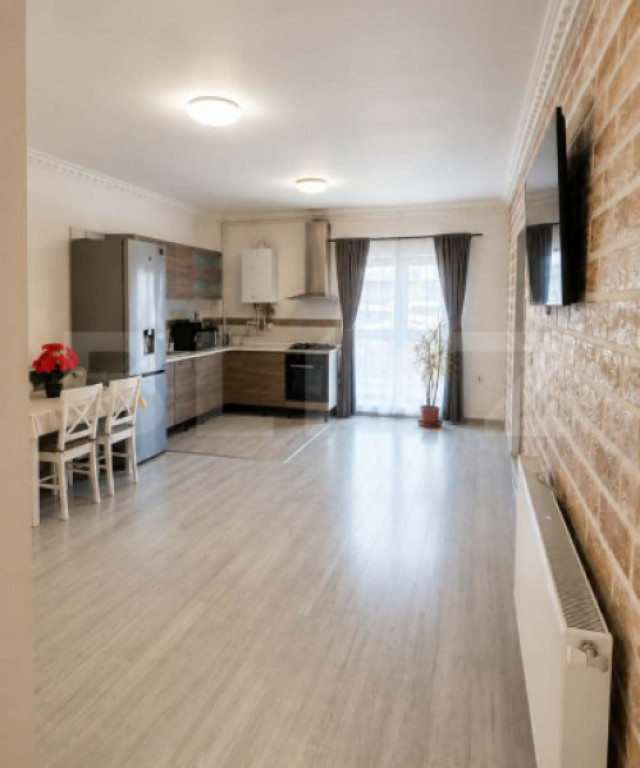 Apartament 3 camere, 55 mp utili, zona Apahida