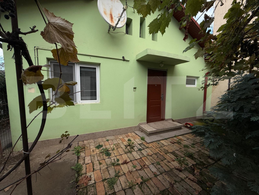 Apartament 4 camere, 80 mp 1986 ,mobilat/utilat, zona Maras