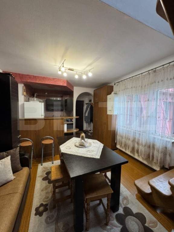 Apartament 4 camere, 85 mp, zona Centrală