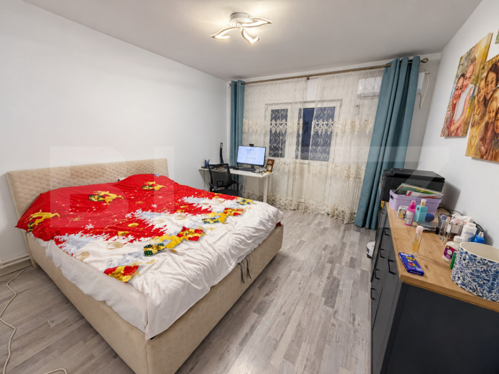 Apartament 3 camere, decomandat, 81,4 mp, 2 băi și 2 balco