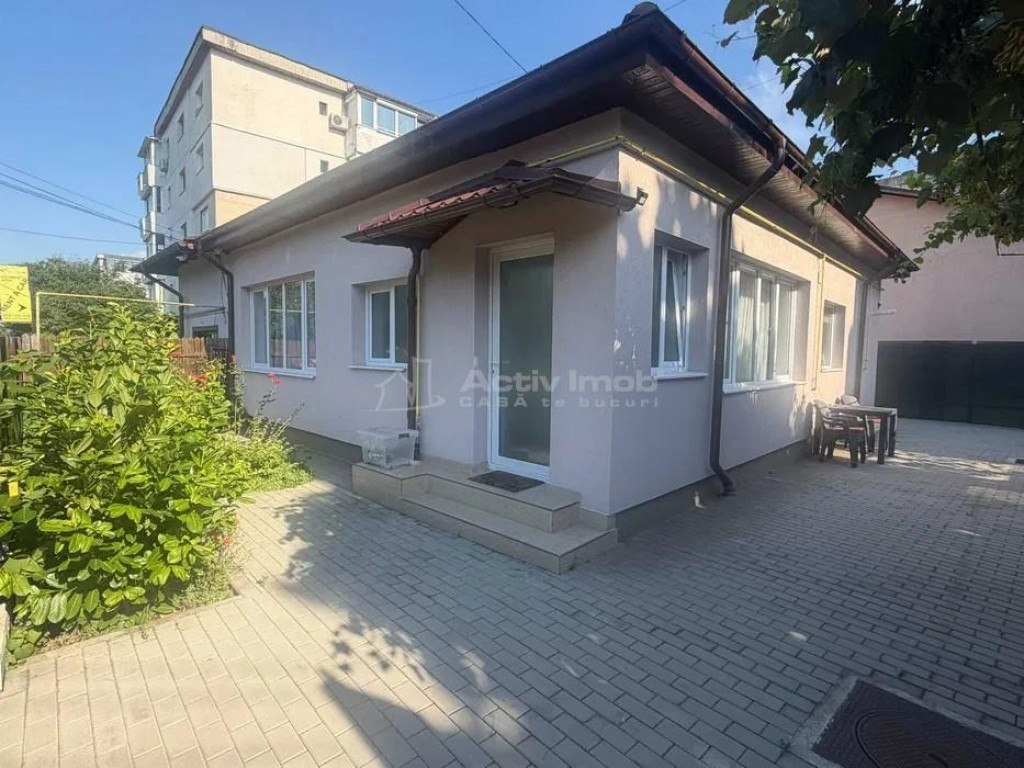 Casa 3 camere - Zona Cantacuzino