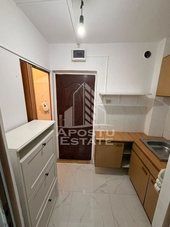 Apartament 2camere de inchiriat zona LIPOVEI