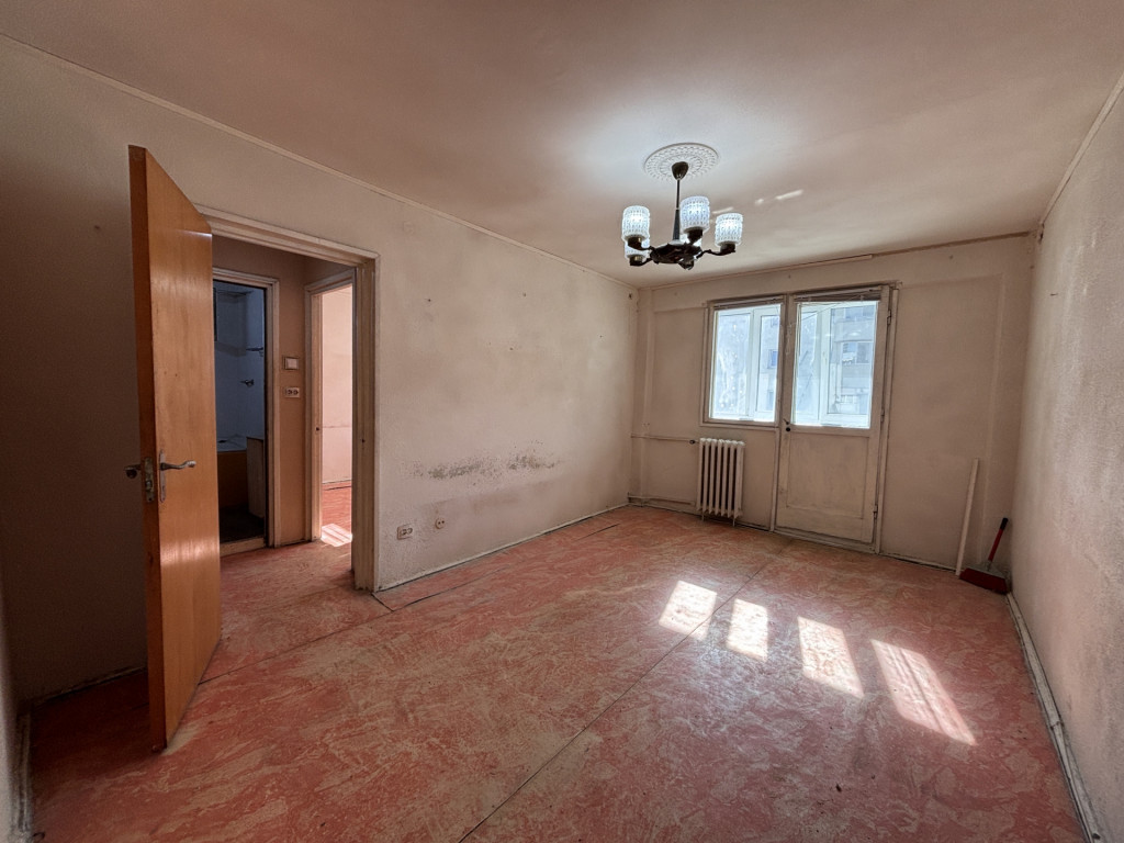 2 Camere - Teiul Doamnei - Bloc Reabilitat - Credit sau Cash