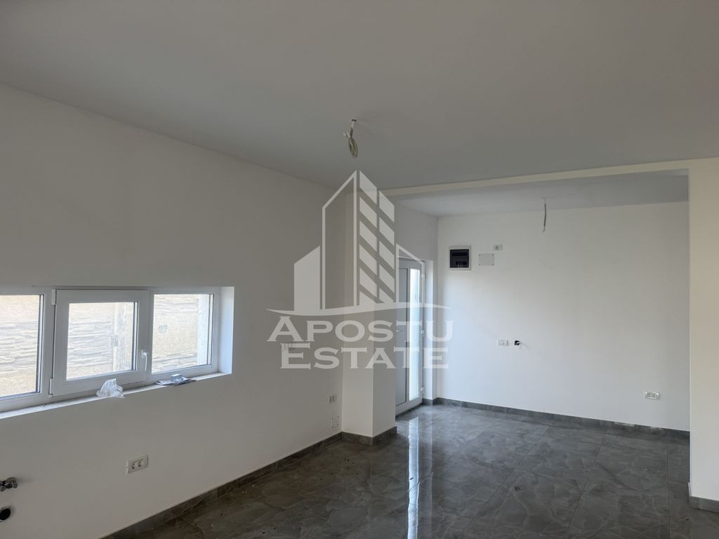 Duplex pozitie foarte buna in Giarmata Mare