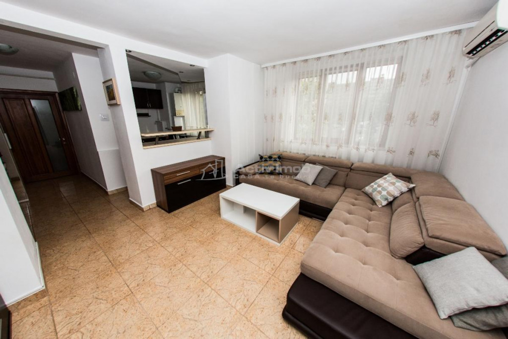3 camere 61 mp - semidecomandat - Gara de Nord