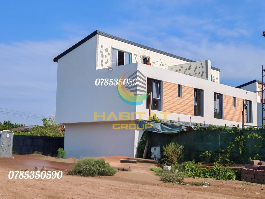 Casă spațioasă P+1+M | 5 camere, 4 băi și dressing