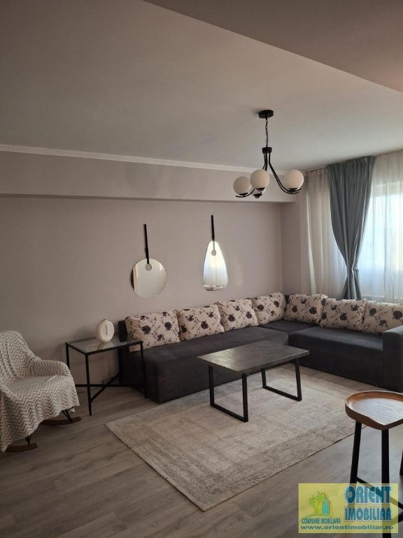Tomis Nord, Ciresica, de vanzare, 2 camere, gaze, mobilat, renovat