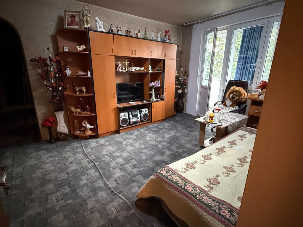 Apartament 3 camre Titan