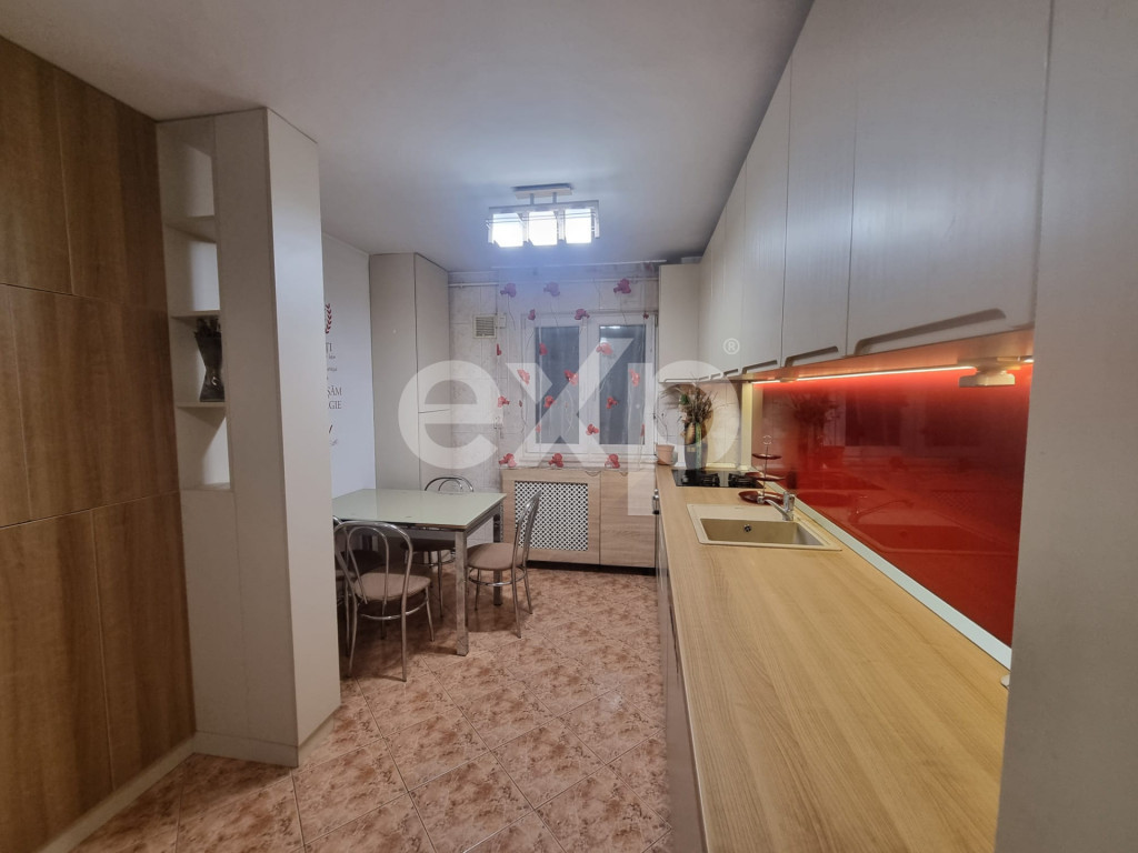 Apartament 3 camere, parcare – Gheorgheni, zona Hermes /