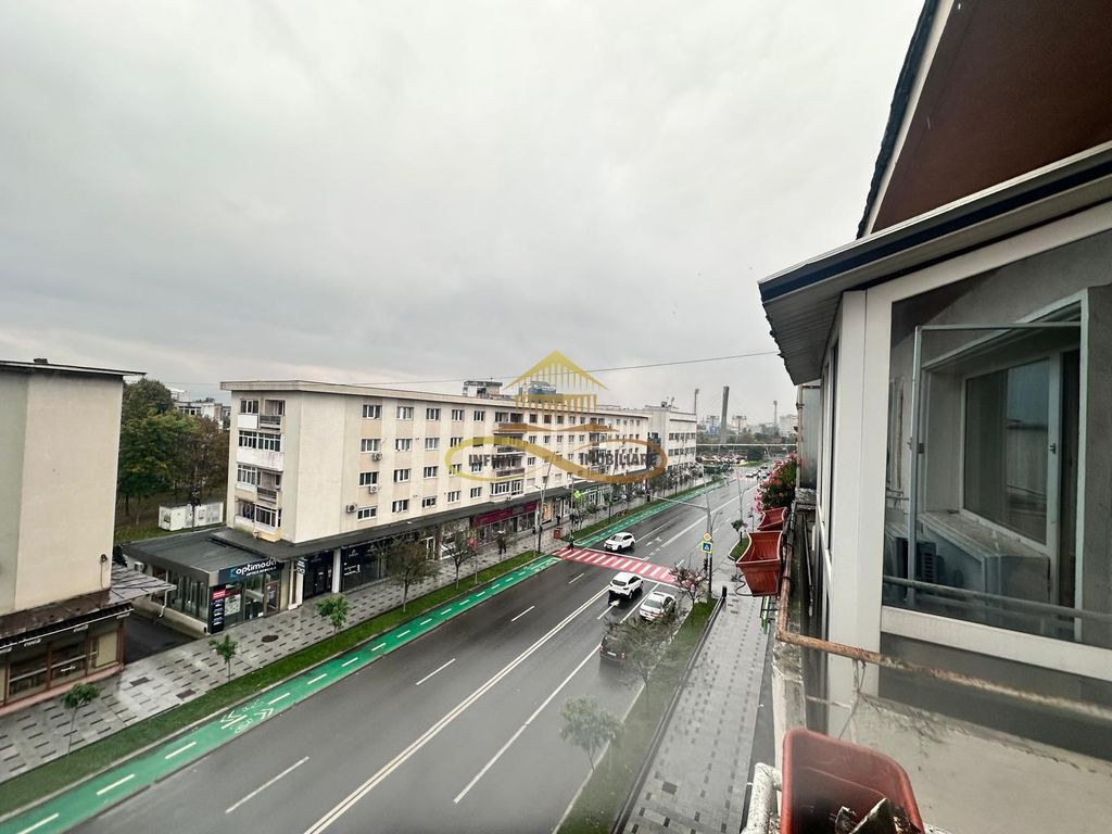 De vanzare apartament 2 camere Ultracentral Bacau