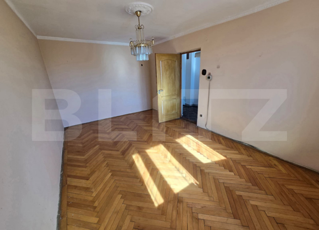 Apartament 2 camere, 49 mp, zona Centrală