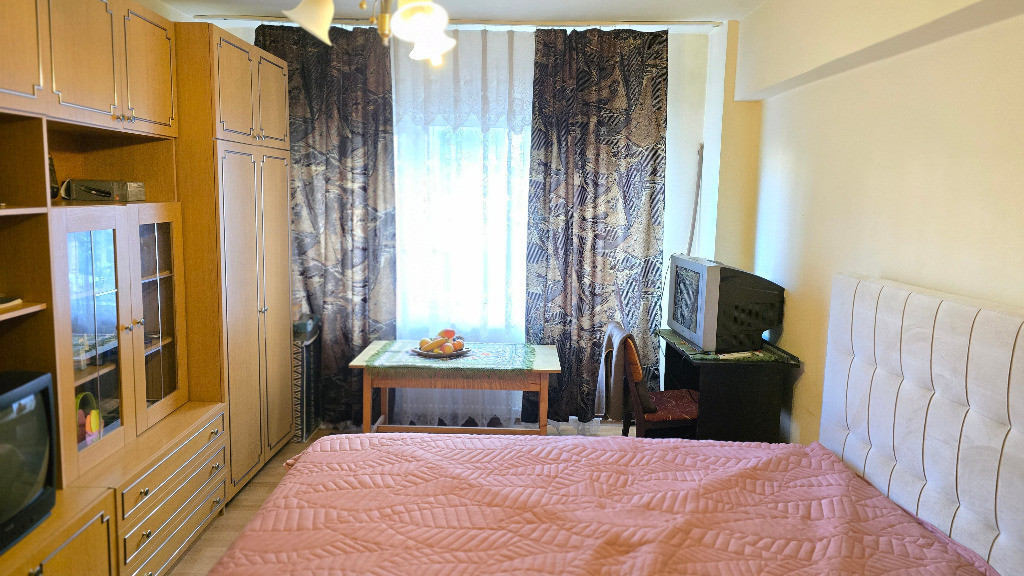 Vand apartament 1 camera Deva, Eminescu (Politie Judet), parter, 38 mp