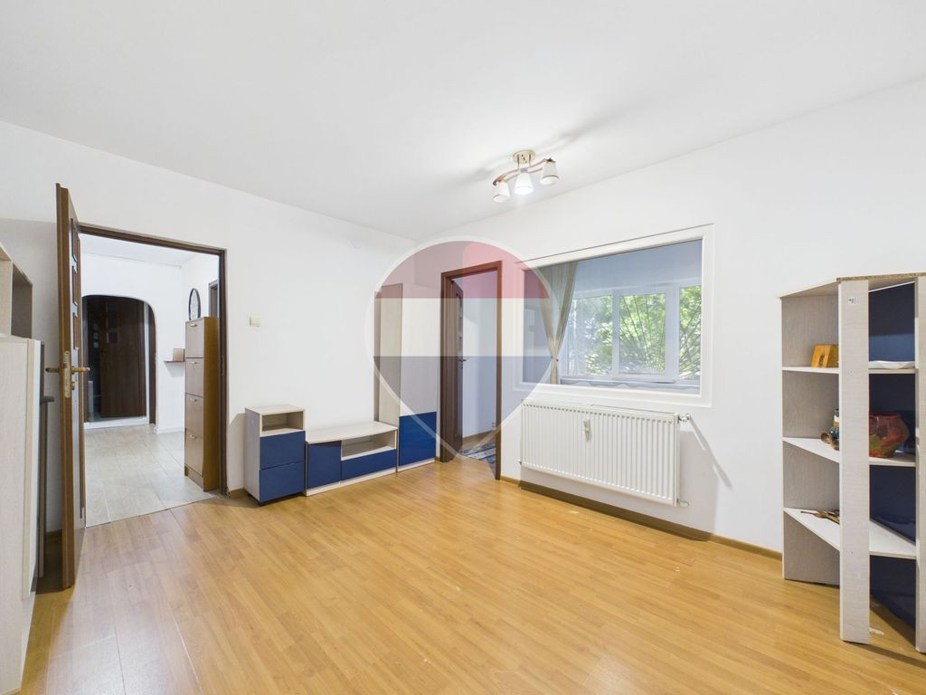 Apartament 2 camere de inchiriat - centrala proprie Zona 13 Septembrie