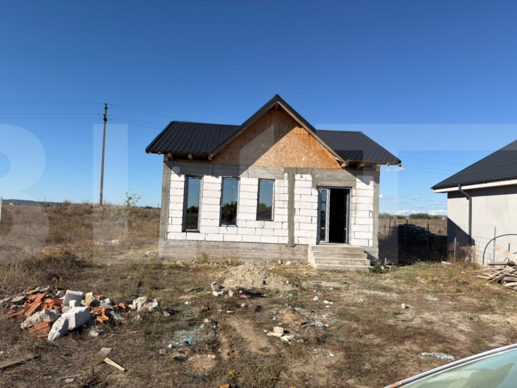 Casă de vânzare, 80 mp, zona Nord-Vest
