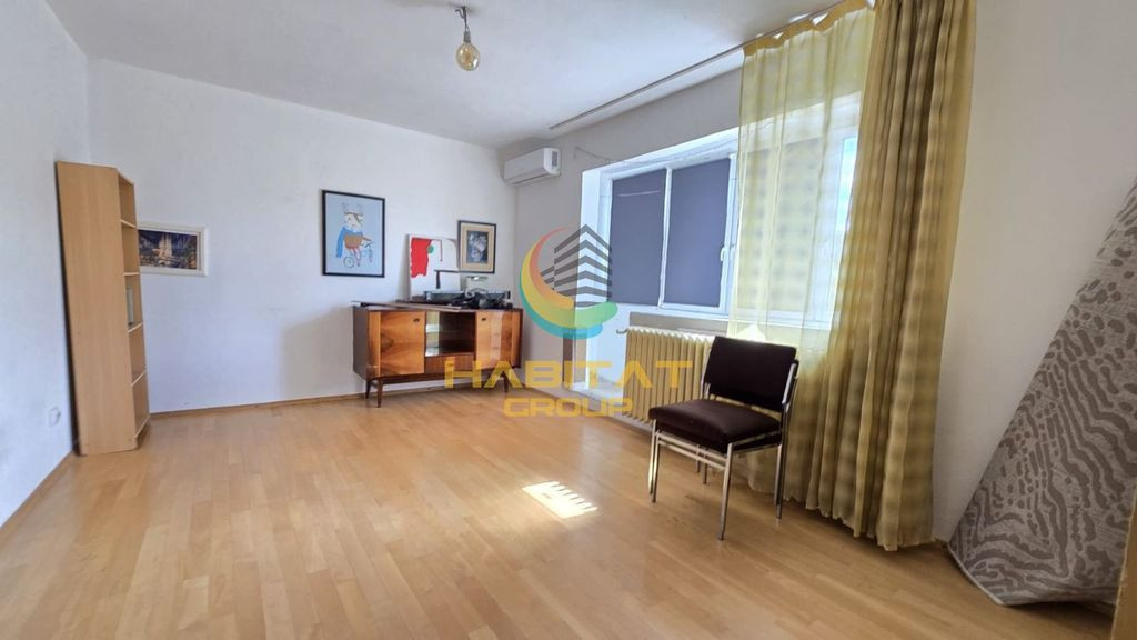 Obregia Somesul Mare vanzare 3 camere decomandat liber
