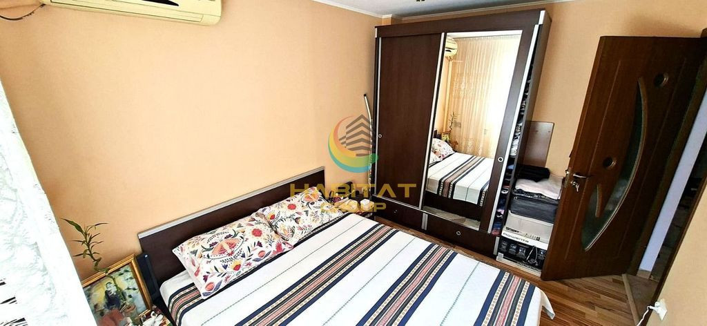Vanzare Apartament 3 Camere 46mp Piata Resita