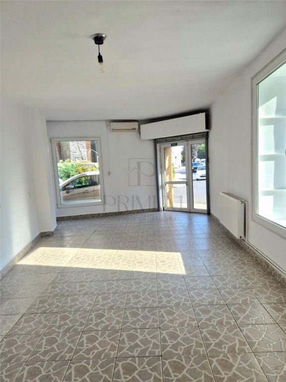 Spatiu comercial - amplasare exceelenta - 135 mp - zona Iose