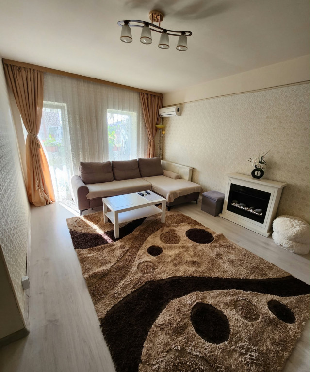 Apartament 2 camere, 56 mp utili, renovat recent -Calea Sagu