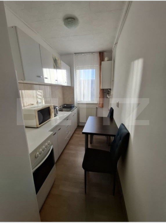 Apartament doua camere, 40mp, etaj 3, zona micro 3