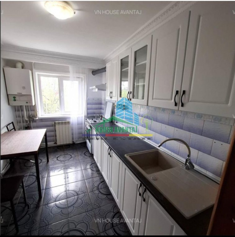 De inchiriat apartament 2 camere (Str. Mare A Unirii)