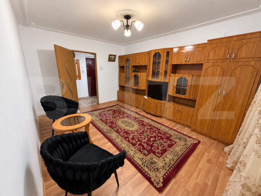 Apartament cu 2 camere, 36 mp, zona Podu Ros