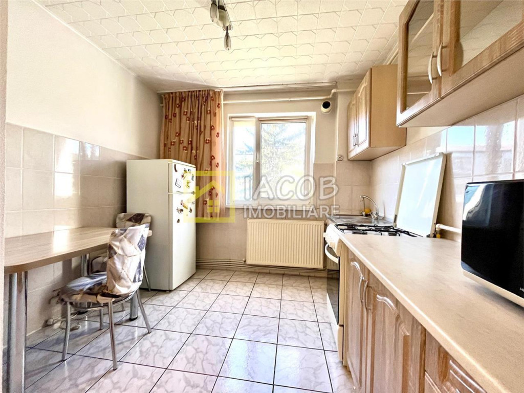 Apartament 2 camere, str. Cornisa Bistritei, Bacau