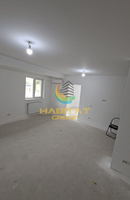 Apartament 3 camere parter curte proprie mare 85mp imobil nou Sector 4
