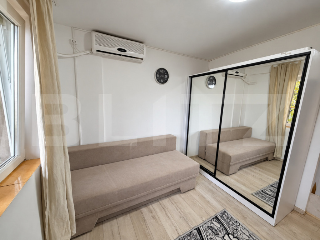 Cameră de cămin, 17 mp, renovată, mobilată și utilată