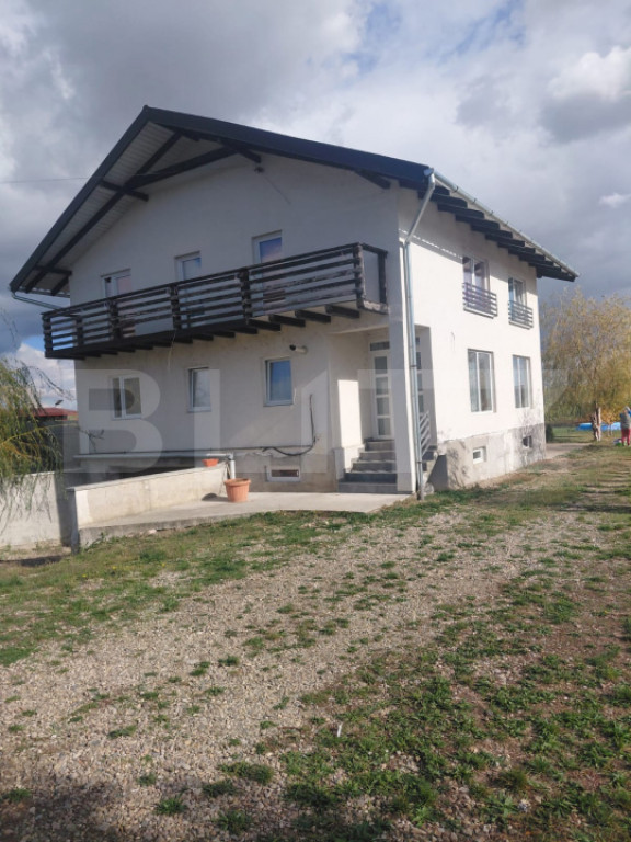 Casa superba cu etaj