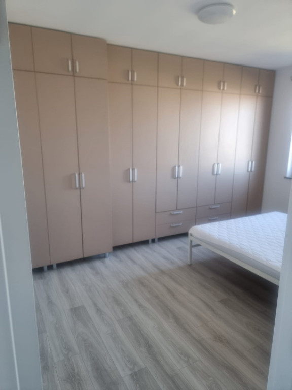 Apartament 3 camere, 60 mp, zona Centrală