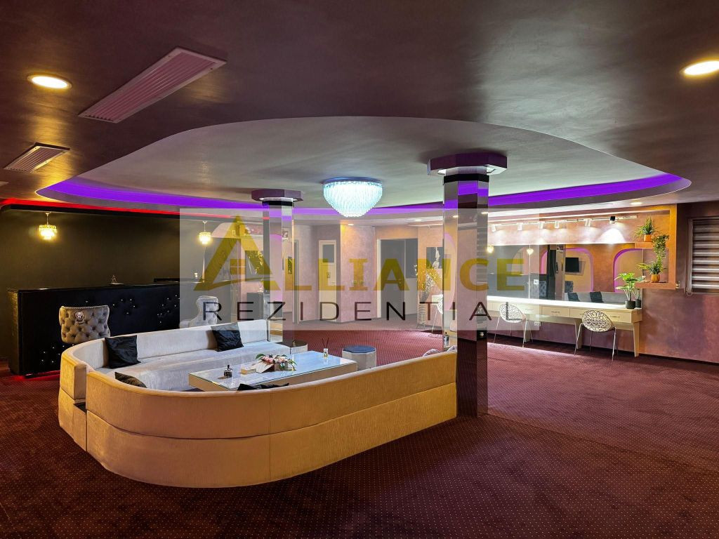 SPATIU COMERCIAL 265 MP | 9 CAMERE | LOBBY | TURNU MAGURELE | Sector 4